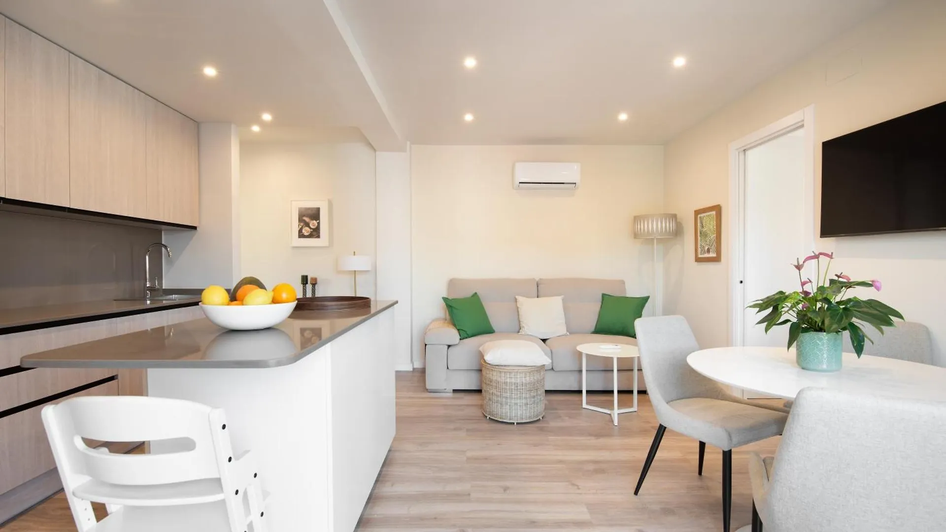 Wintowinrentals Centro Urbano Con Encanto En Malaga